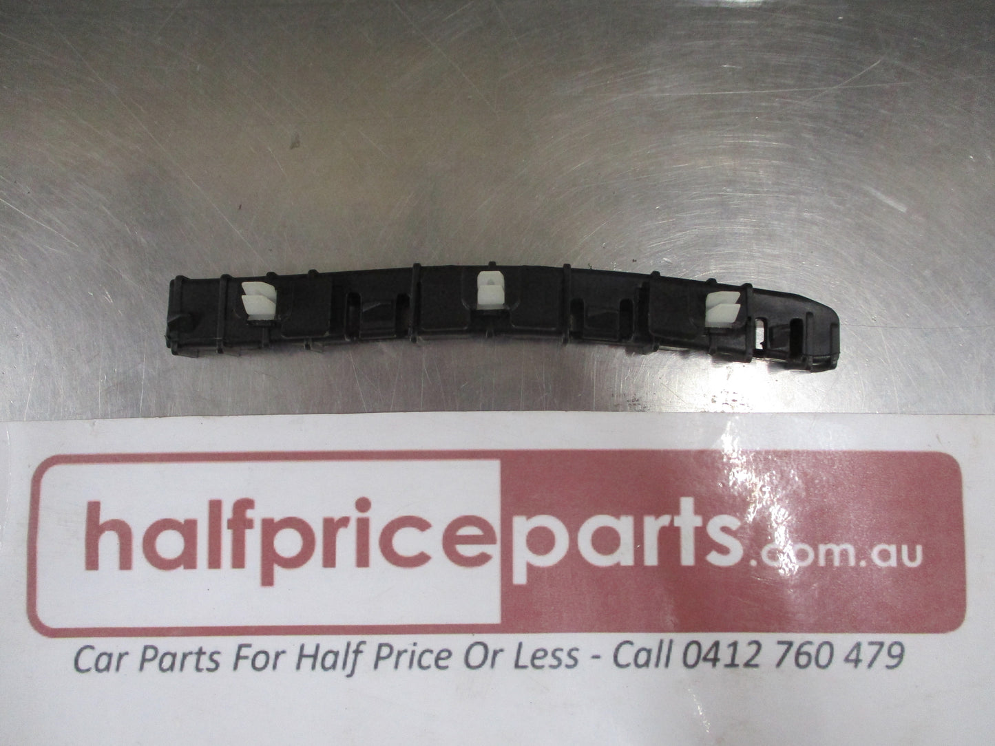 Hyundai i20 Genuine Right Hand Front Bumper Bracket New Part