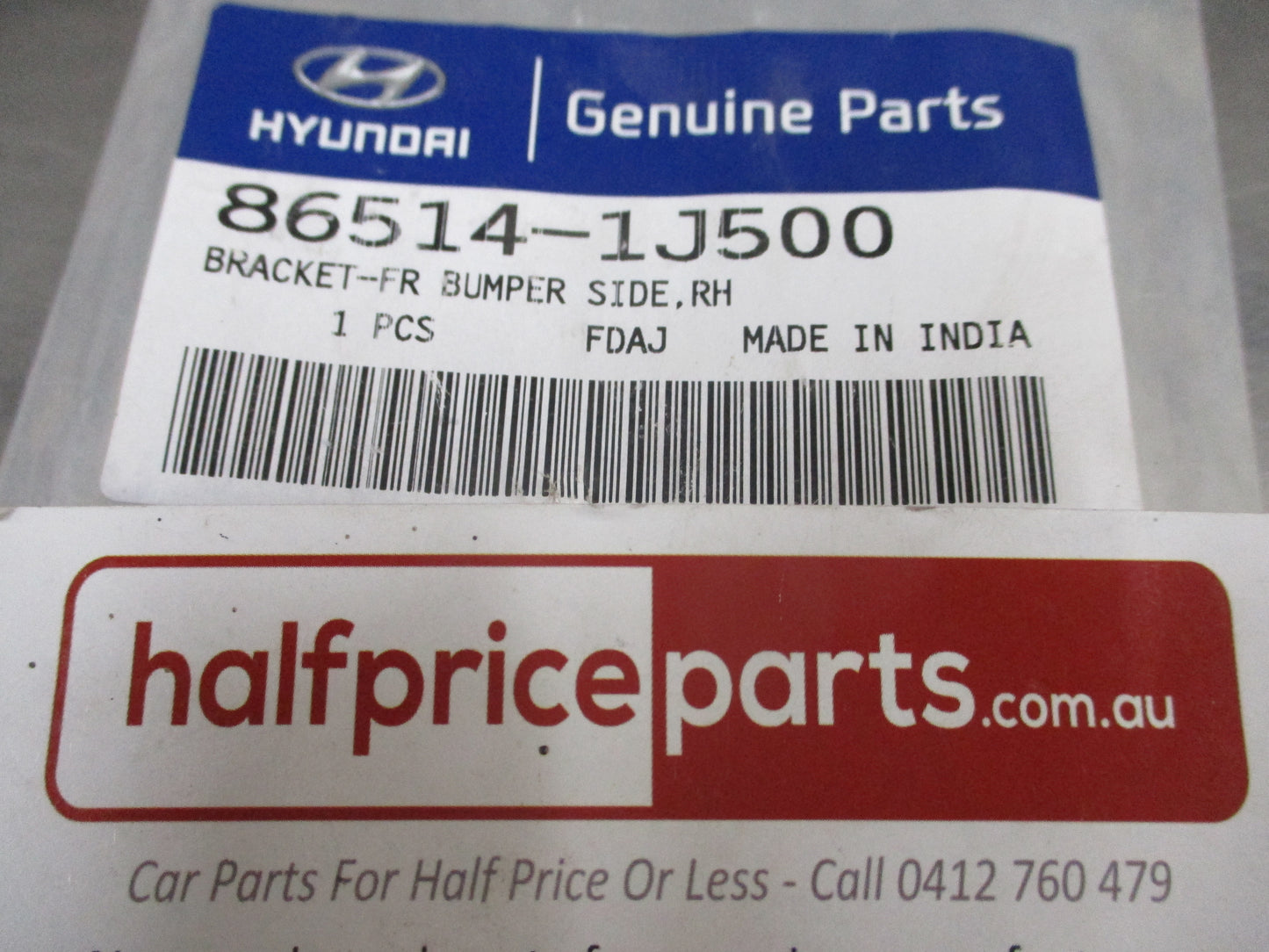 Hyundai i20 Genuine Right Hand Front Bumper Bracket New Part
