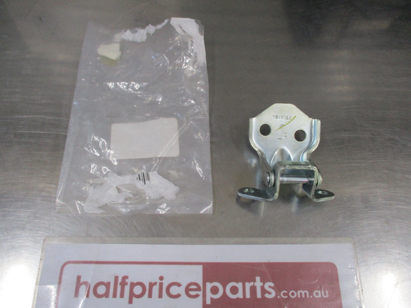 Holden/Isuzu Rodeo Genuine Front Right Hand (Drivers) Lower Door Hinge New Part