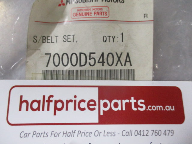 Mitsubishi Outlander Genuine Right Rear Second Row Seat Belt Outer New Part