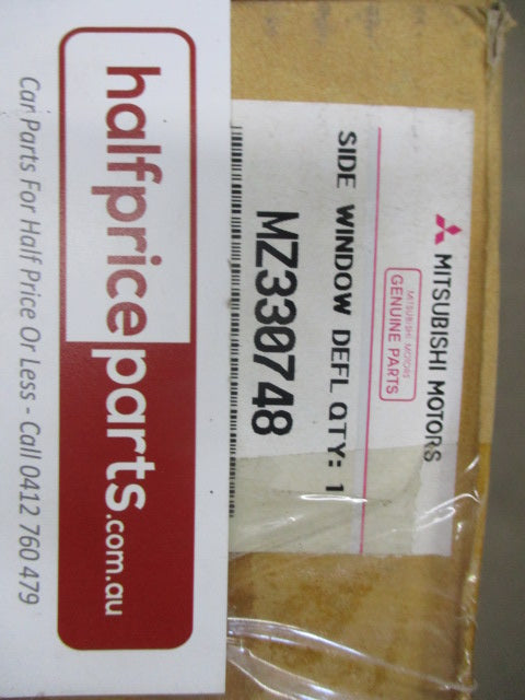 Mitsubishi Triton MQ Dual Cab Genuine Rears Weather Shields Set (Replacement Rears Doors ONLY) New Part