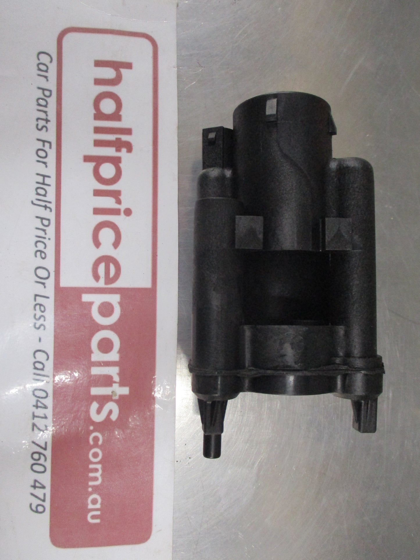 Hyundai Sonata/Hyundai XG300/350 Genuine Fuel Filter New Part