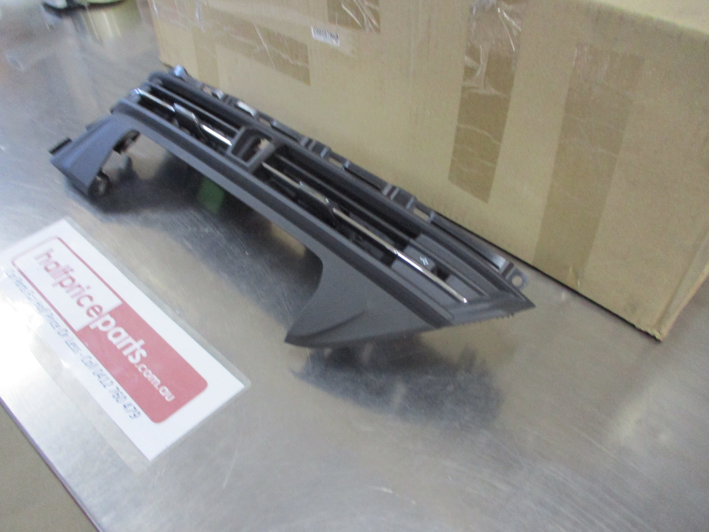 LDV V90 Genuine Center Air Vents And Ducting New Part