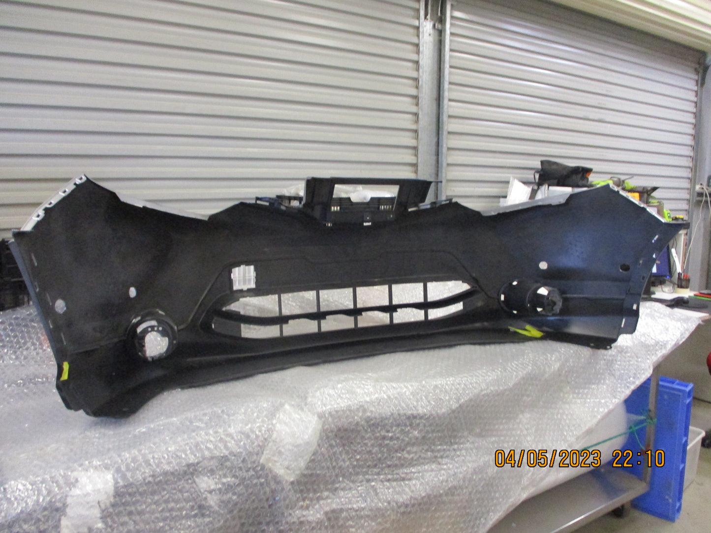 Nissan Qashqai Genuine Front Bumper Bar Cover Panted (Factory Silver) With Sensor Holes New Part