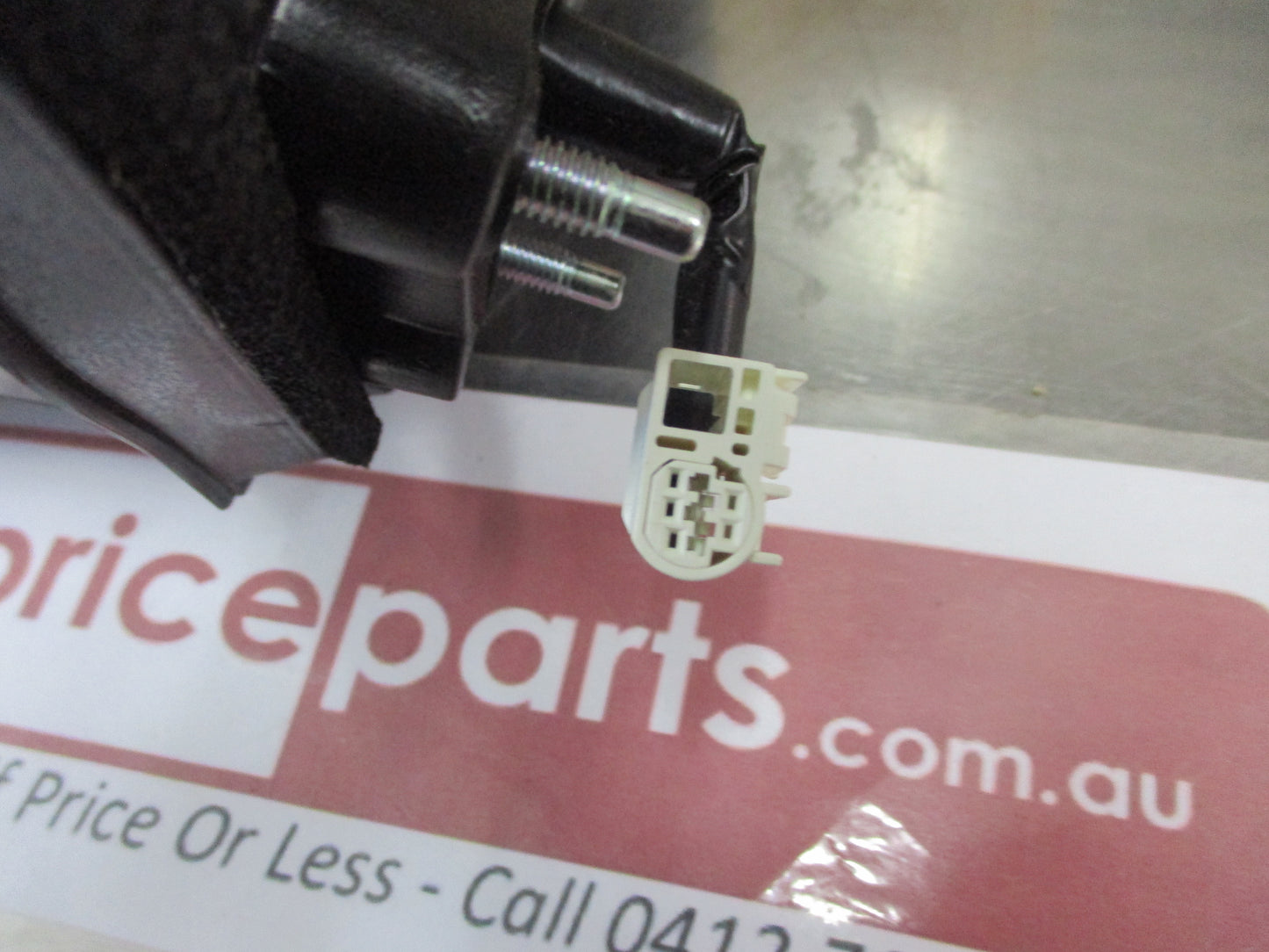 Suzuki Grand Vitara Genuine Drivers Outer Electric Mirror Assebmly Only New Part