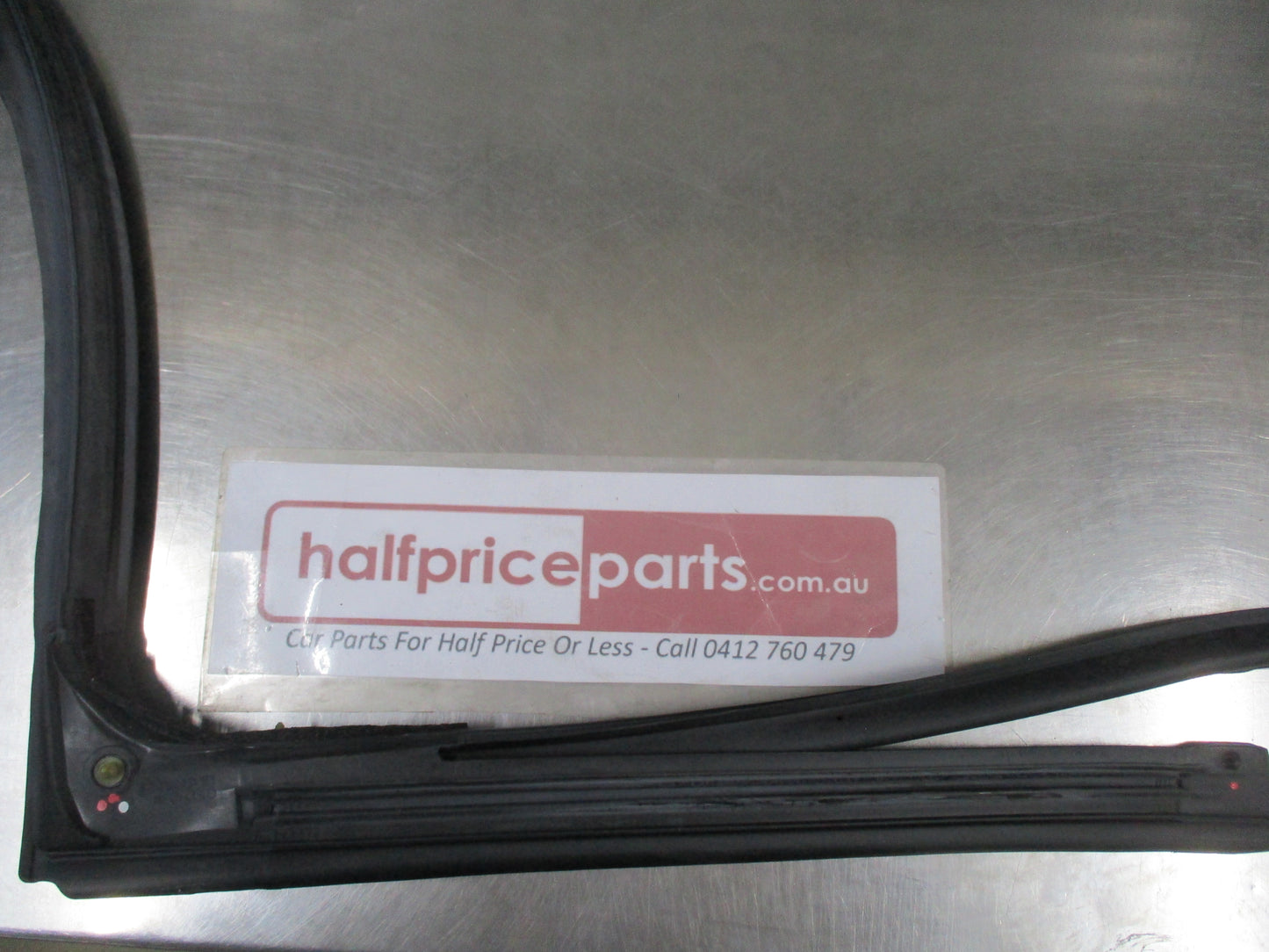 Holden Trax Genuine Rear Left Door Side Weatherstrip New Part