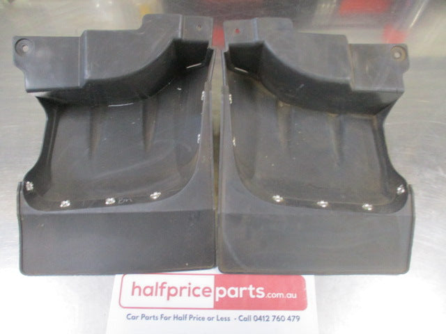 Mitsubishi Triton Genuine Rear Mud Guard Set (Left & Right) Used Part VGC