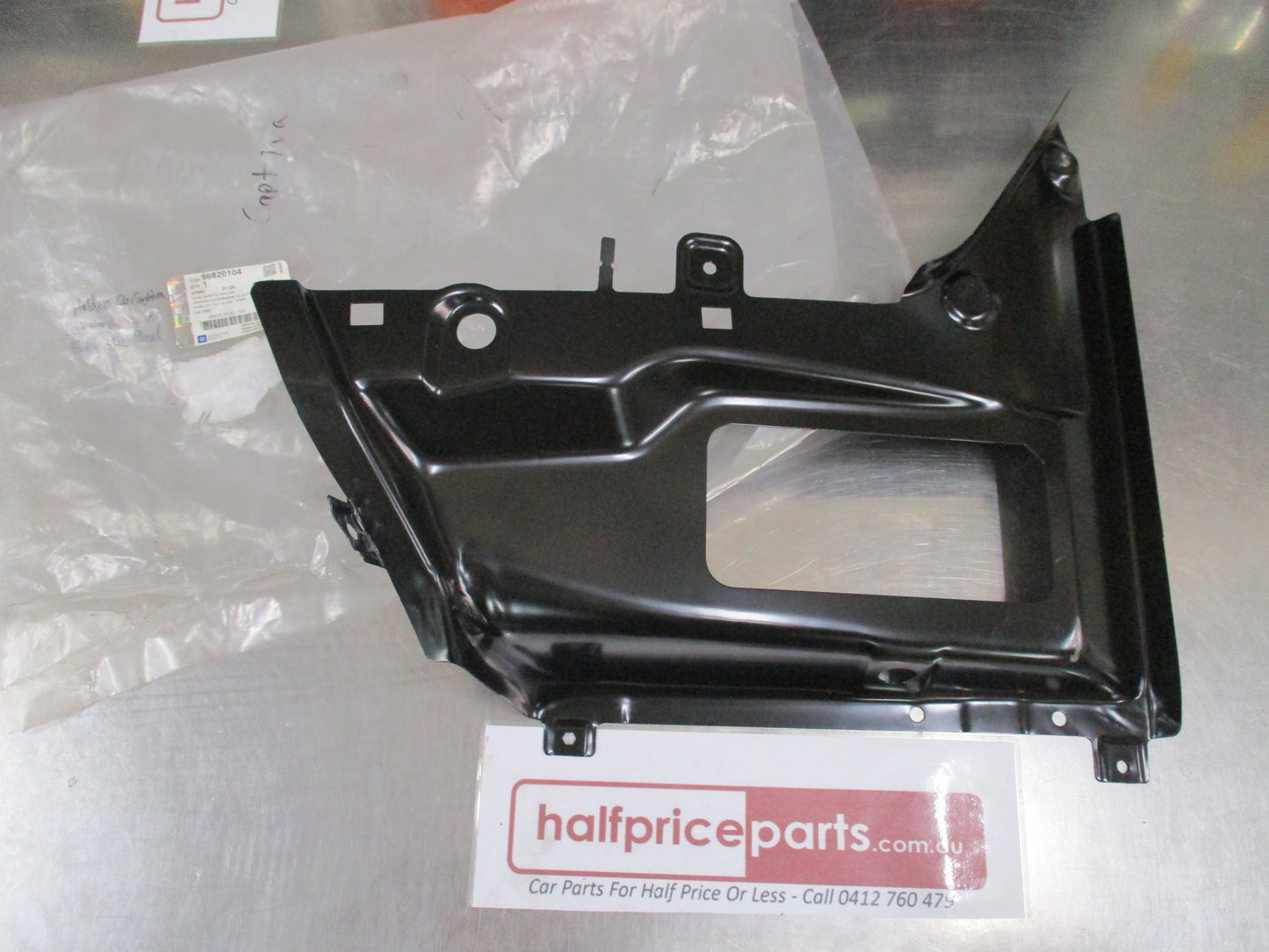 Holden CG Captiva Genuine Left Hand Lower Body Side Panel New Part