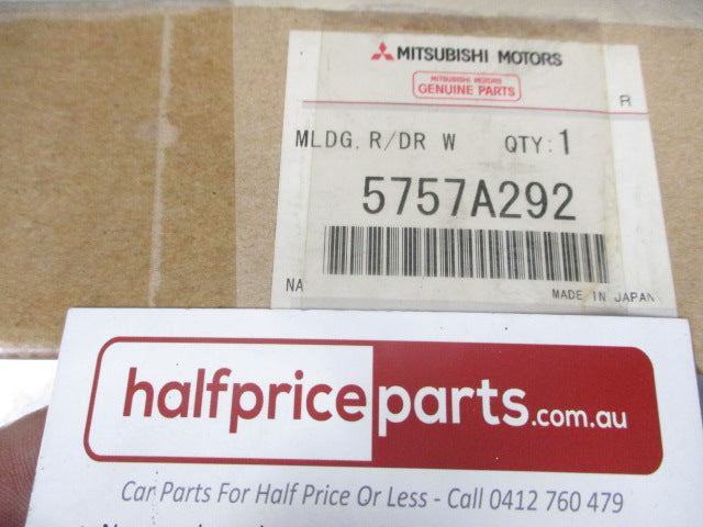Mitsubishi Outlander Genuine Right Hand Rear Door Belt Moulding New Part