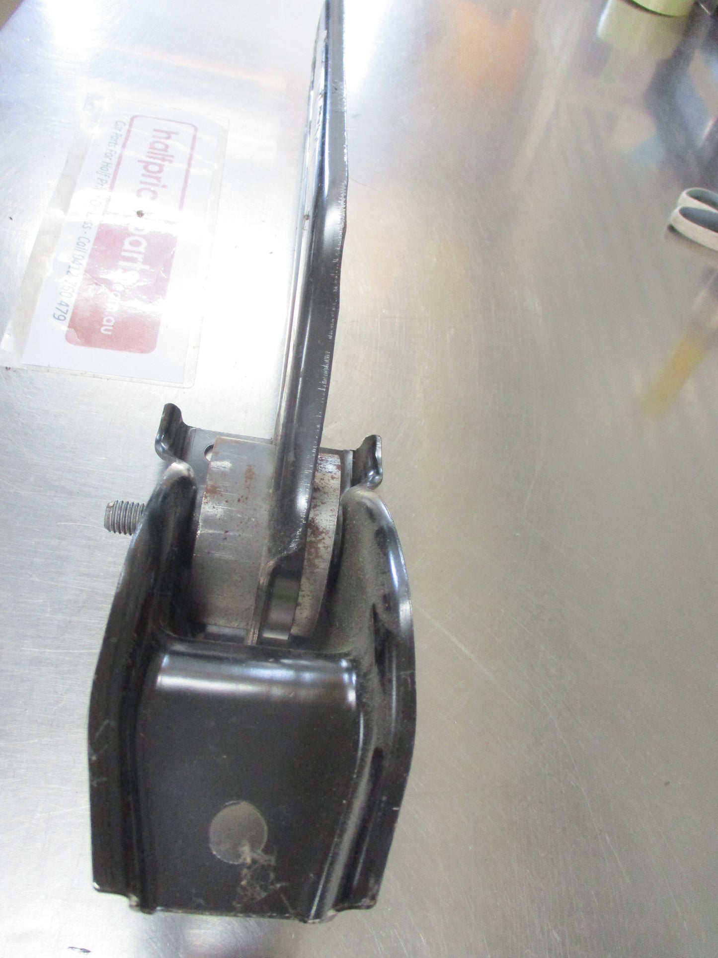 Holden Captiva Genuine Rear Left Trailing Rod New Part