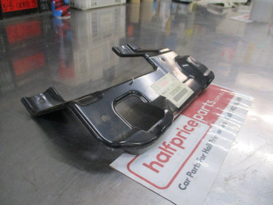 Mitsubishi Pajero Genuine Right Hand Lower Front Bumper Bracket New Part