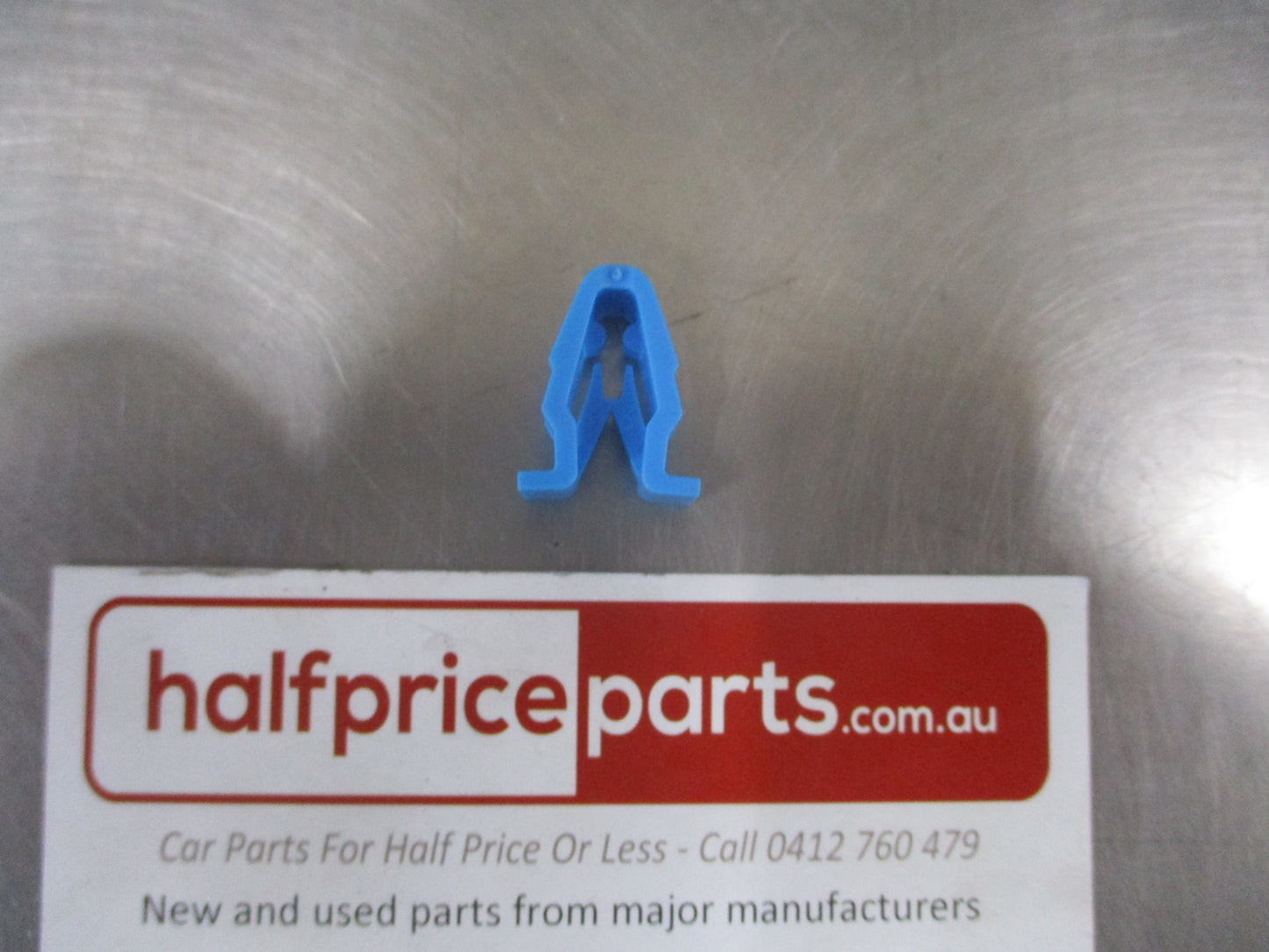 Ford SZ Territory Genuine Lower Door Moulding Clip - New Part