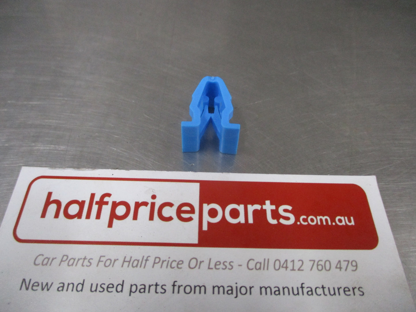 Ford SZ Territory Genuine Lower Door Moulding Clip - New Part