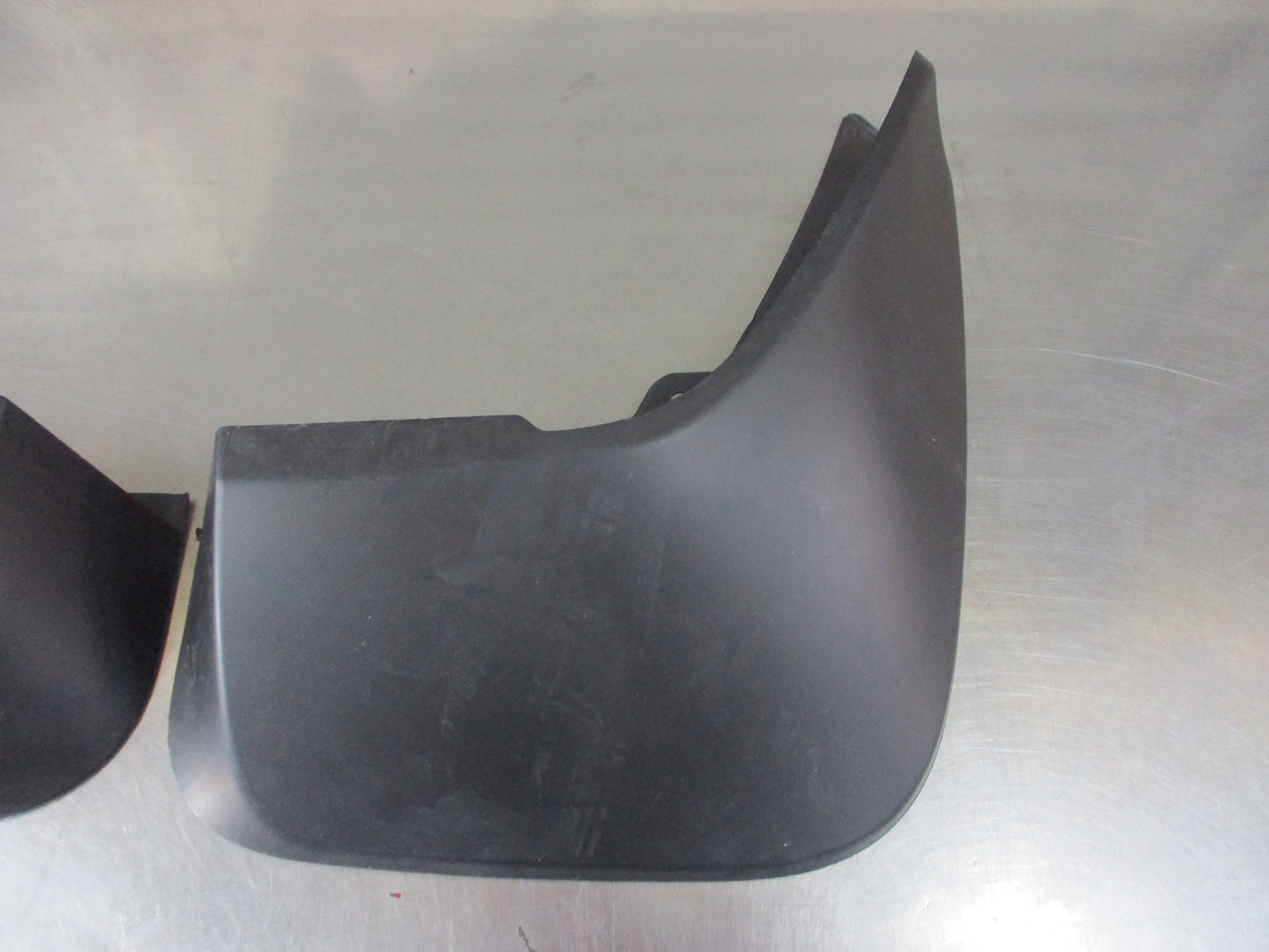 Land Rover Discovery Sport Genuine Rear Mud Flap Set New Part
