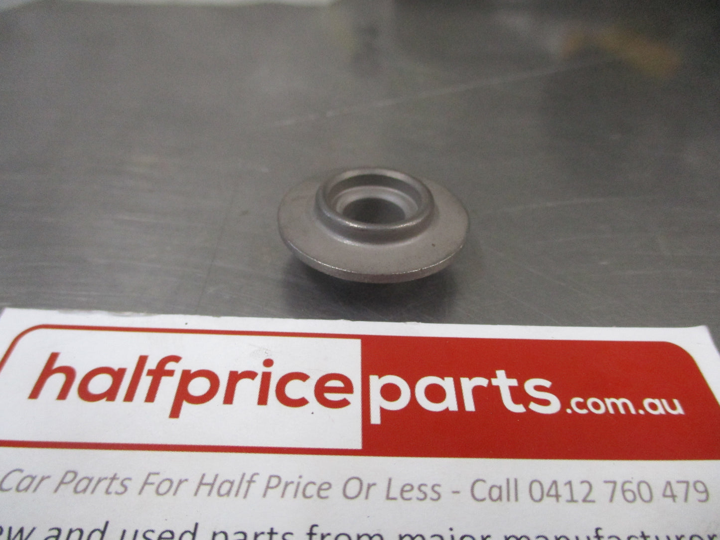 Nissan RB26DETT Genuine Valve Spring Retainer New Part