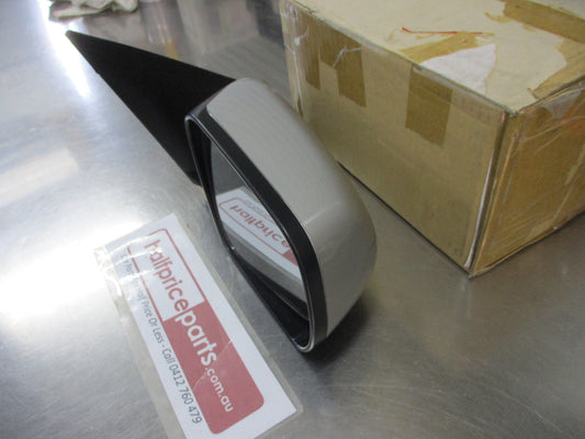 Suzuki Grand Vitara Genuine Drivers Outer Electric Mirror Assebmly With (Factroy Silver Mirror Scalp) New Part .