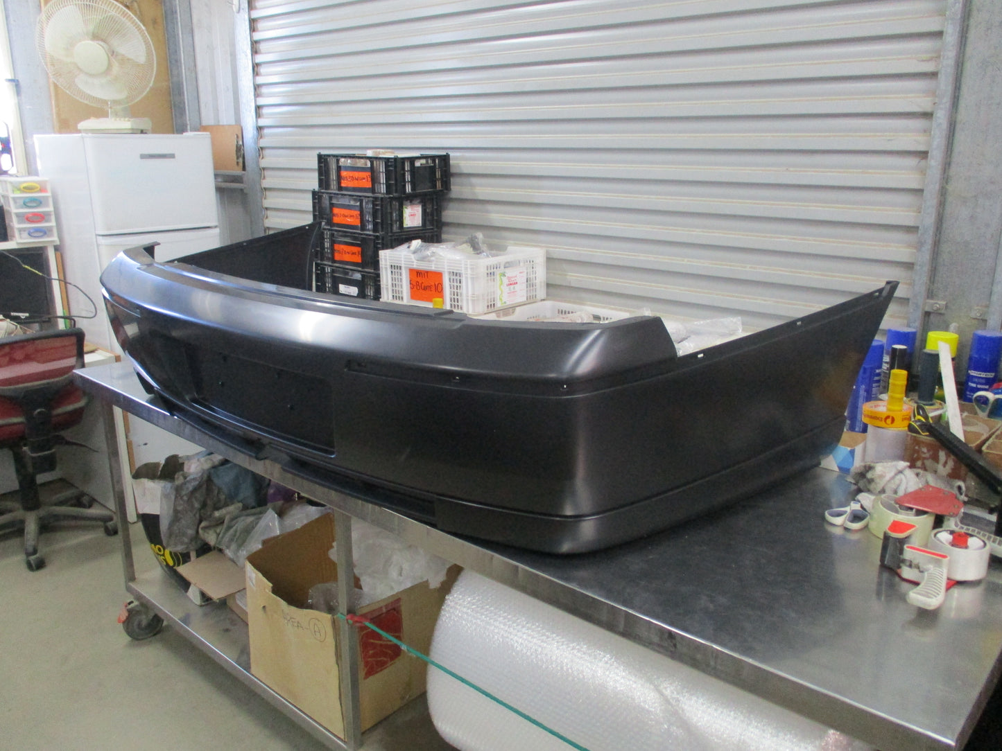 Holden Caprice / Statesman Genuine Rear Bumper Bar New