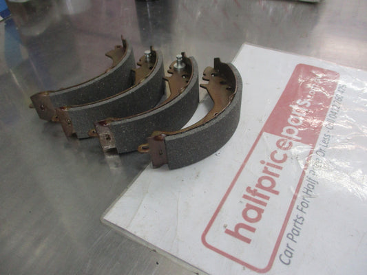 RDA Rear Drum Brake Pad Set Suits Mitsubishi Colt New Part