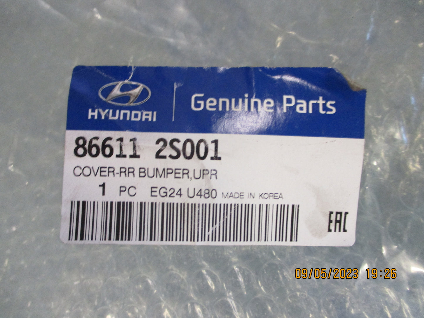Hyundai Tucson Genuine Upper Rear Bumper Bar Cover New Part