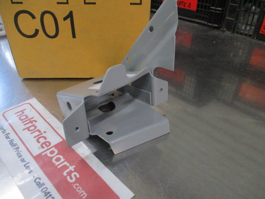 Ford Courier-Ranger/Mazda BT-50 Genuine Right Hand Radiator Crossmember Bracket New Part