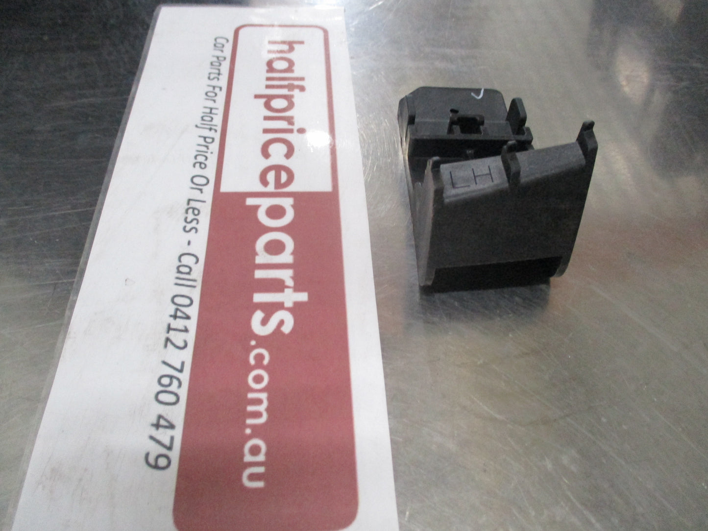Mazda 6 Genuine Left Hand Front Headlight Support Bracket New Part