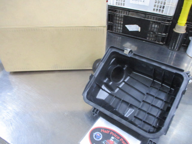 Mitsubishi Lancer/Outlander Sport Genuine Top Air Cleaner Cover New Part