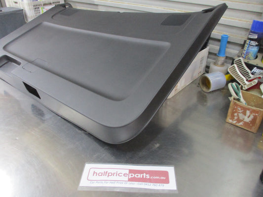 Nissan Elgrand E51 Genuine Rear Tail Gate Lower Door Trim New Part