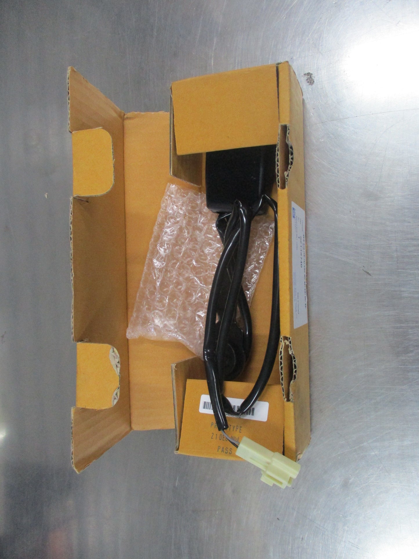 Holden RG Colorado Drivers Front Seat Belt Stalk New