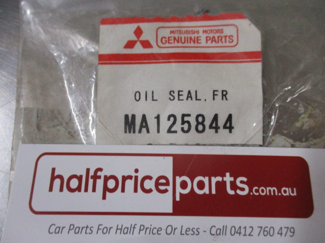 Mitsubishi Cordia/Galant Genuine Hub Bearing Oil Seal New Part