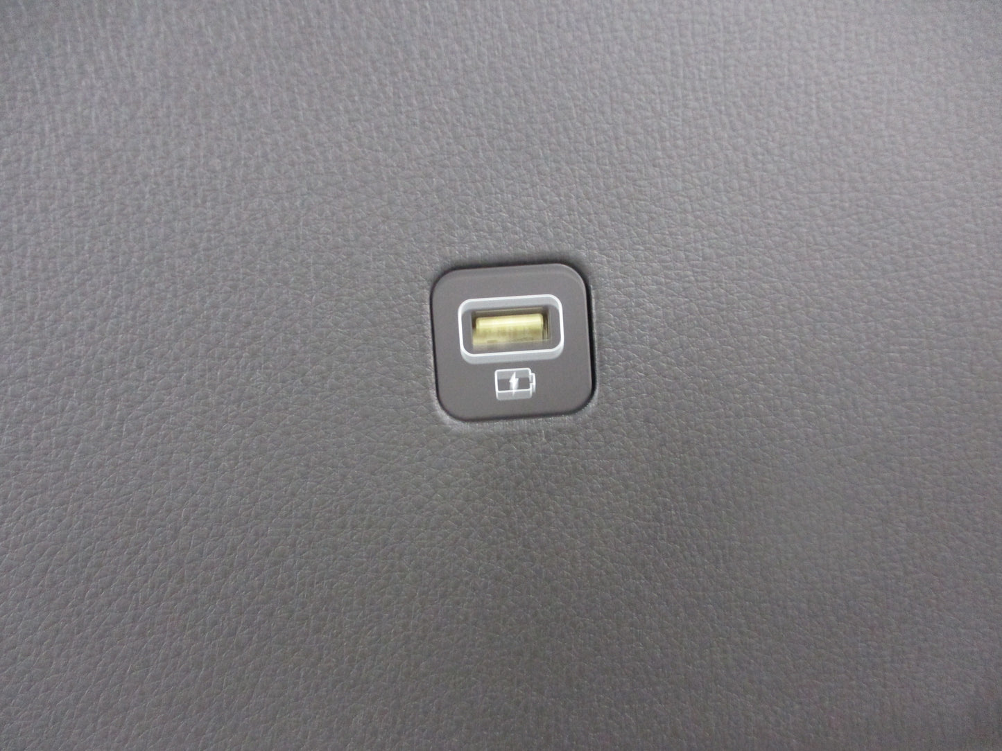 Kia Carnival Genuine Left Hand Rear Inner Luggage Trim (Misty Gray-Apollon Gray) New Part