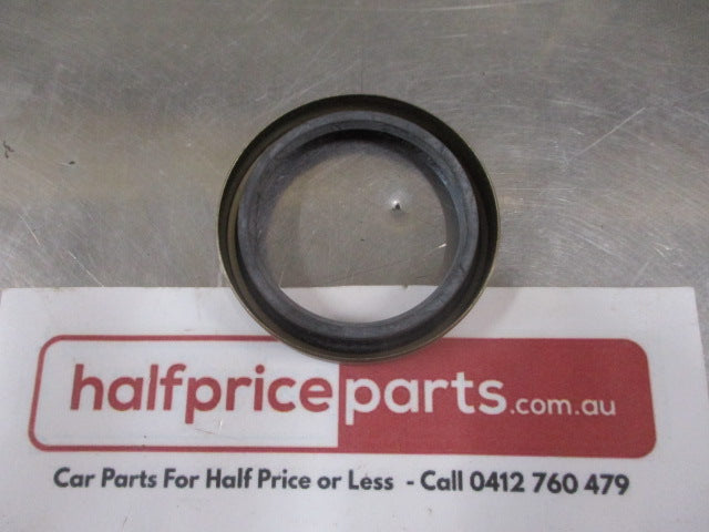 Mitsubishi Triton/Pajero Genuine Wheel Bearing Oil Seal New Part