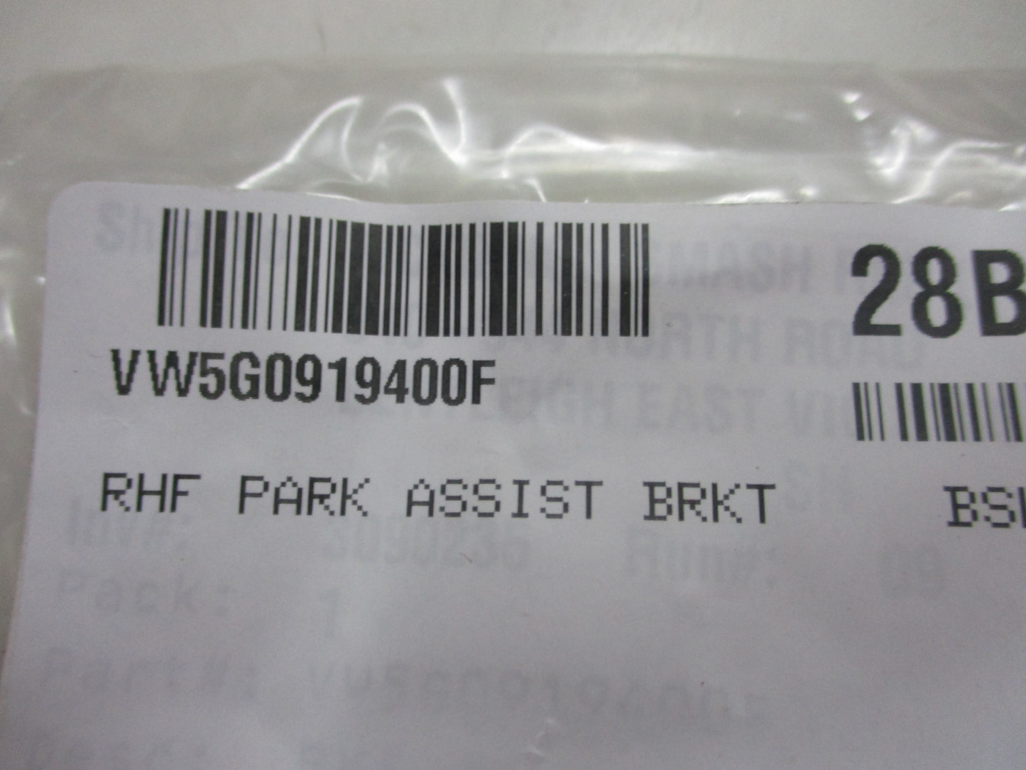 VW Golf VII Genuine Right Hand Front Park Assist Bracket New Part