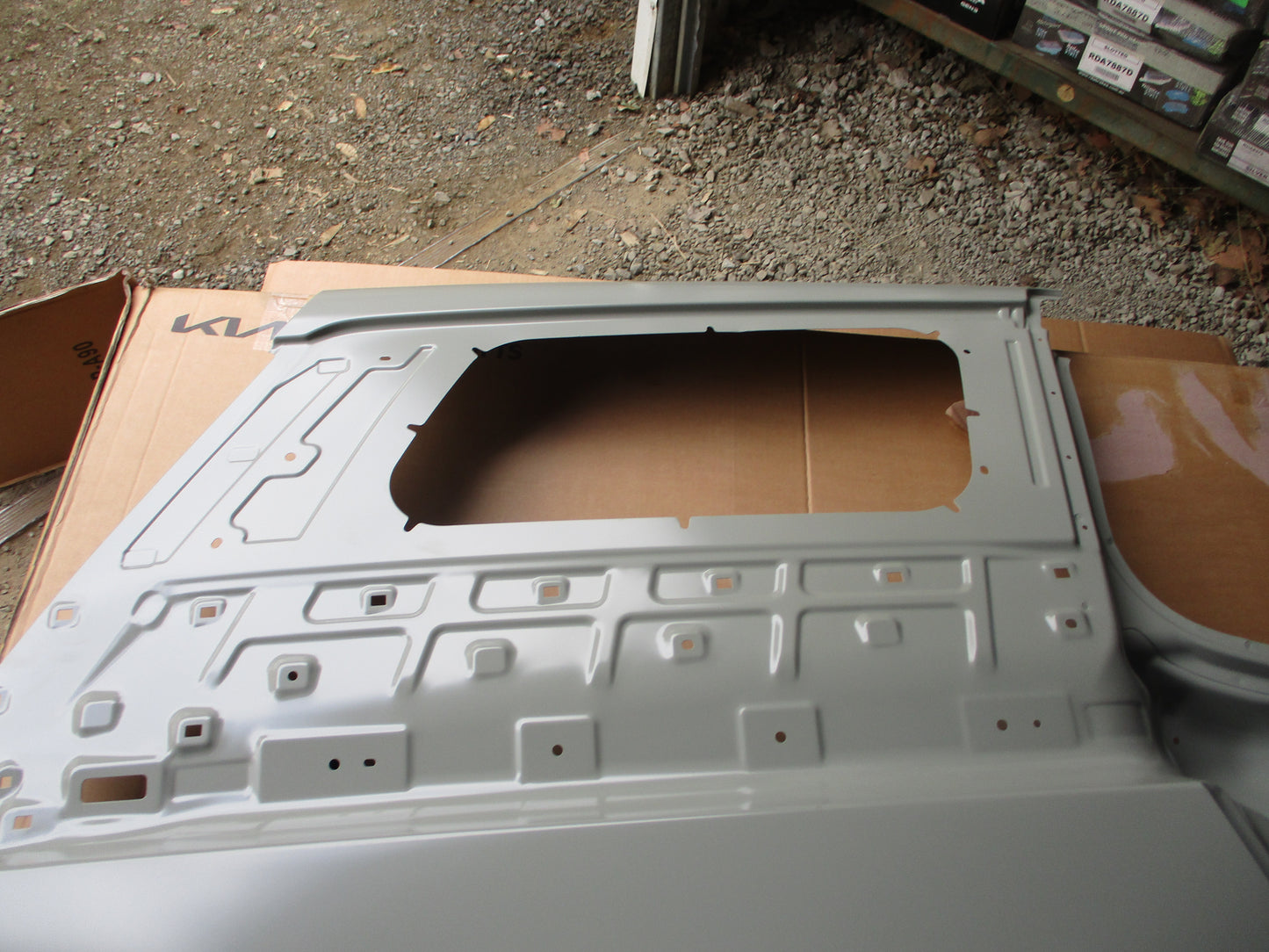 Kia Carnival Genuine Right Hand Rear Quarter Panel Assembly (Unpainted) New Part
