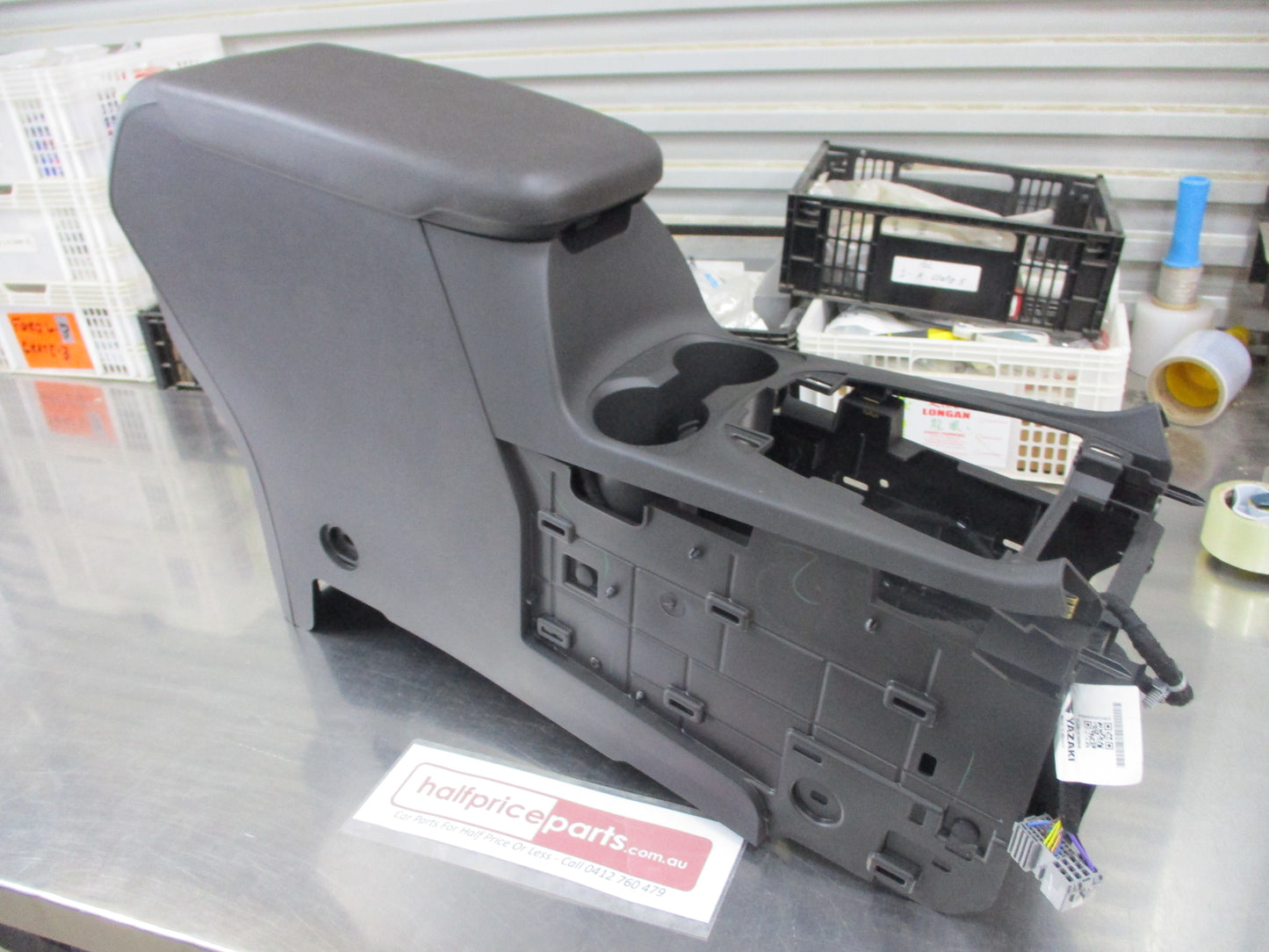 Holden Equinox Genuine Center Console With Lid New Part
