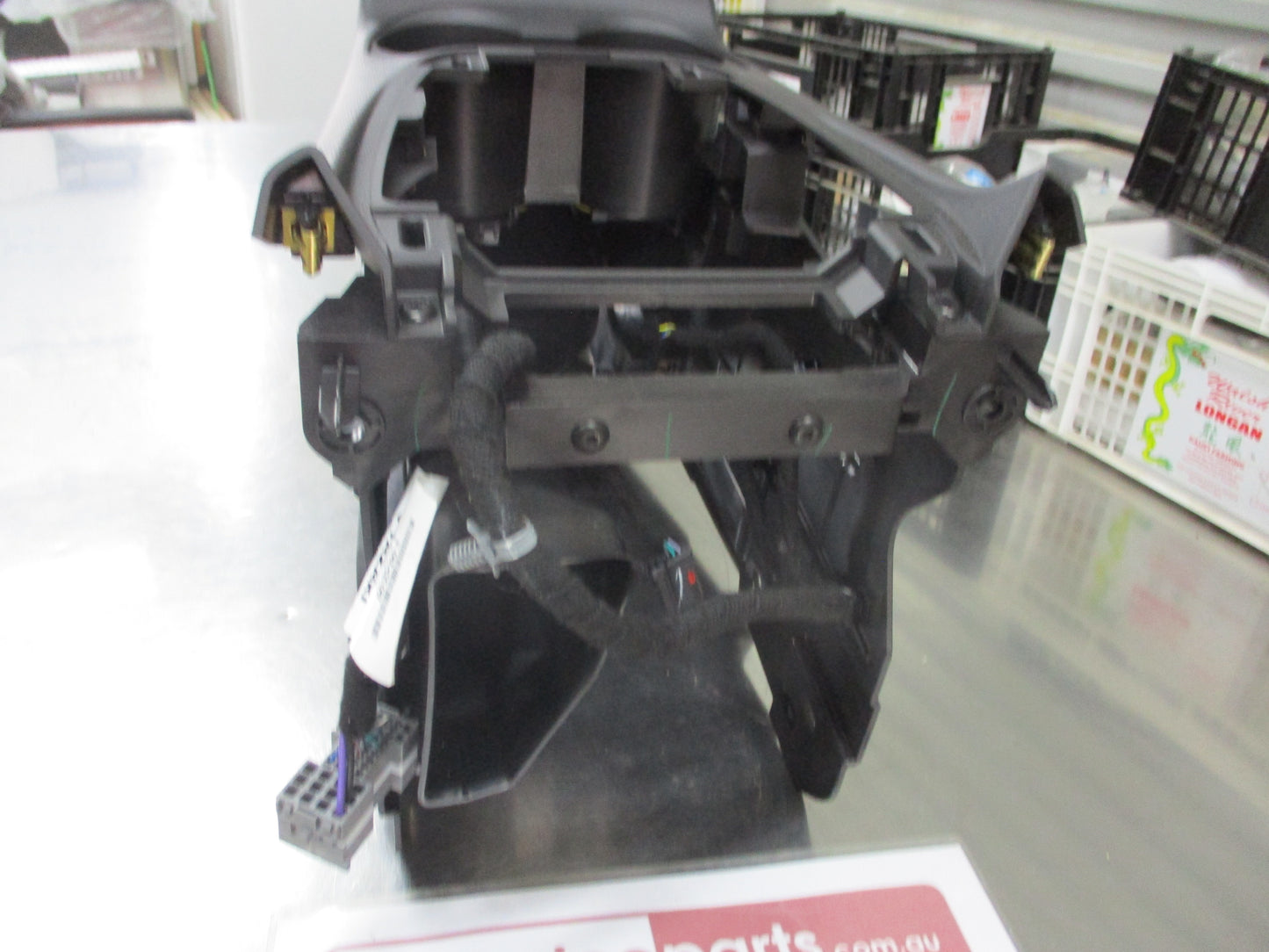 Holden Equinox Genuine Center Console With Lid New Part