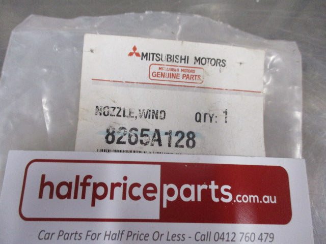 Mitsubishi Galant Genuine Right Hand Front Washer Nozzle And Hose New Part