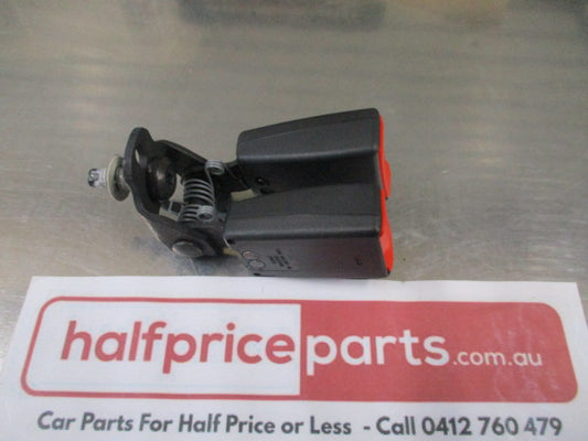 Ford Focus LV Genuine Rear Centre Twin Seat Belt Buckles New Part