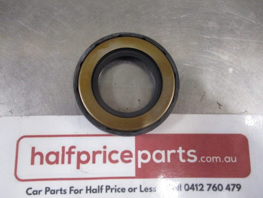 Mitsubishi Triton Genuine Rear Axle Inner Oil Seal New Part