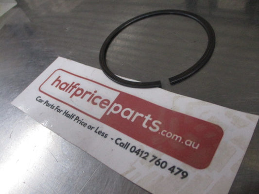 Mitsubishi Triton Genuine Manual Transmission Power Snap Ring New Part