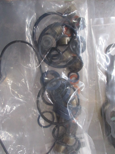 Mitsubishi Pajero 3.2 Ltr DI-D Genuine Engine Over Haul Gasket Kit New Part