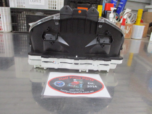Mitsubishi Triton Genuine Dash Cluster Auto 4WD 0 KLMS New Part