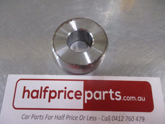 Mitsubishi Triton Genuine Freewheel Clutch Control Bushing New Part