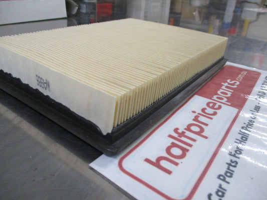 Wesfil Air Filter Suitable For Ford Escape-Taurus/Mazda Tribute New Part