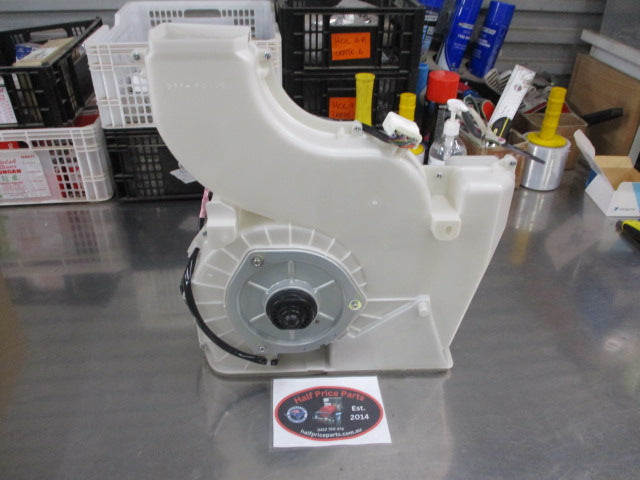 Mitsubishi Pajero Genuine Rear Heater Blower Assembly New Part