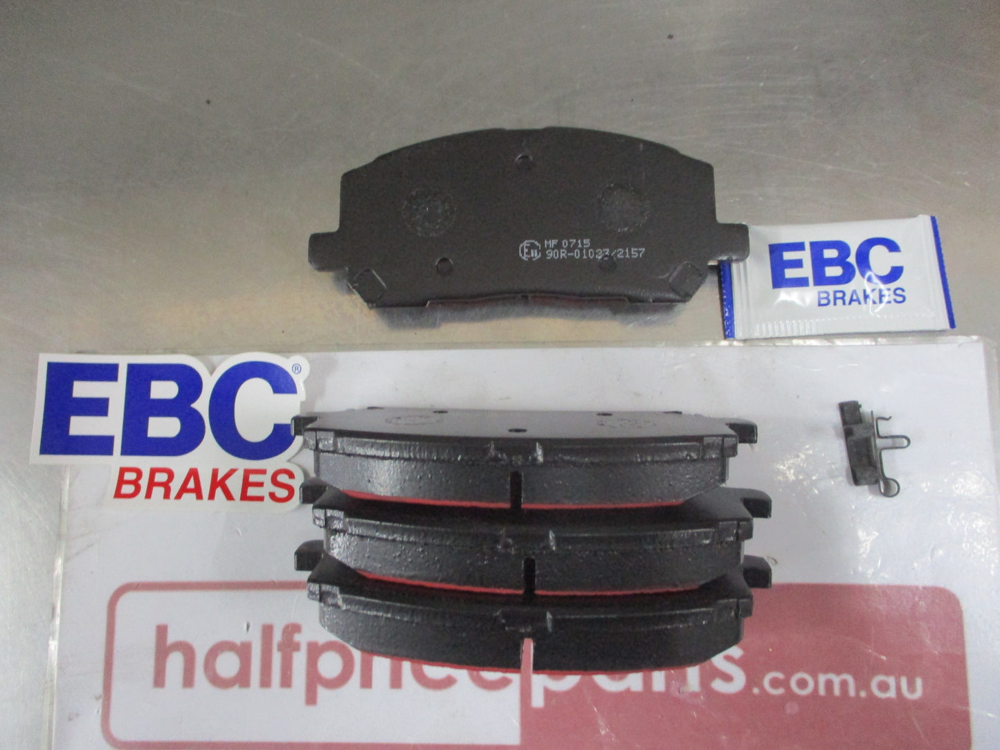 EBC Front Disc Brake Pad Set Suits Toyota Kluger MCU28R New Part