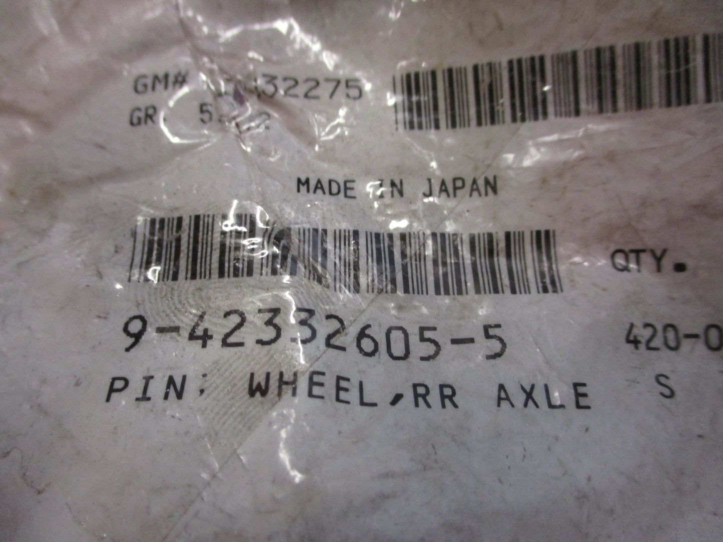 Isuzu NKR 85 Truck Genuine Front Wheel Stud New Part