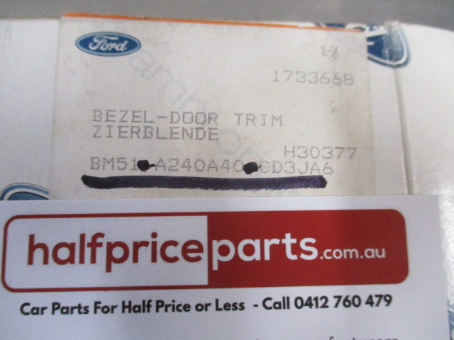 Ford Focus Genuine Front Right Hand (Drivers) Window Switch Surround Trim New Part