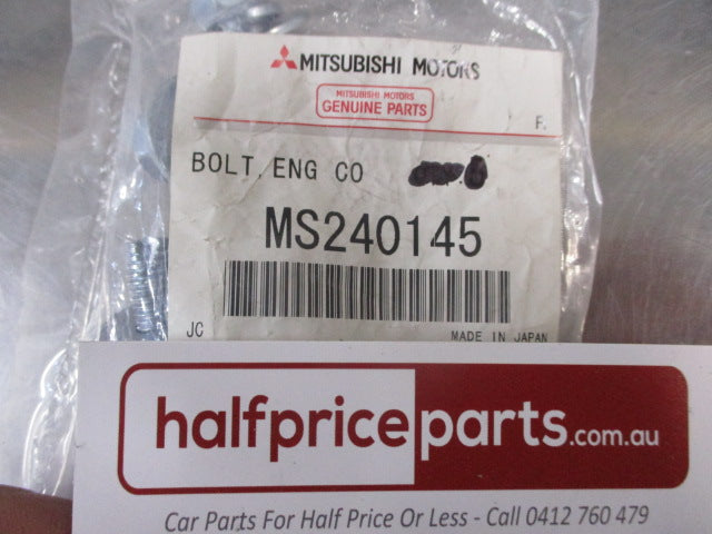 Mitsubishi ML Triton Genuine Side Step Bolt-Washer 8x20mm New Part
