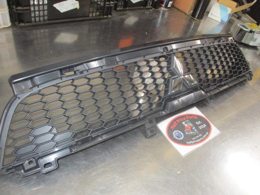 Mitsubishi Outlander Genuine Upper Front Grille Assembly With Emblem New Part