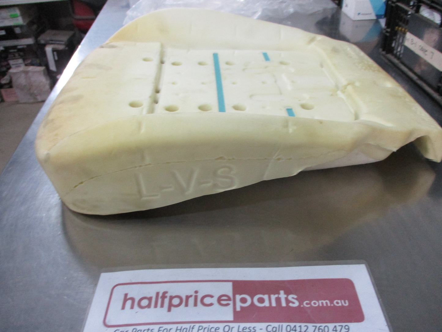 Kia Sorento Genuine Passenger Front Seat Base Cushion New Part